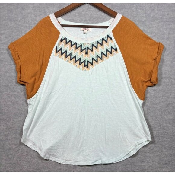 Umgee Women's Boho Zigzag Chevron Crochet Top Sz M T-Shirt Casual - Picture 1 of 5